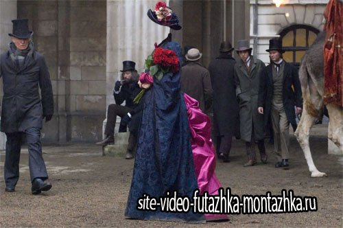 Женский шаблон - Барышня с розами и в платье 19 века